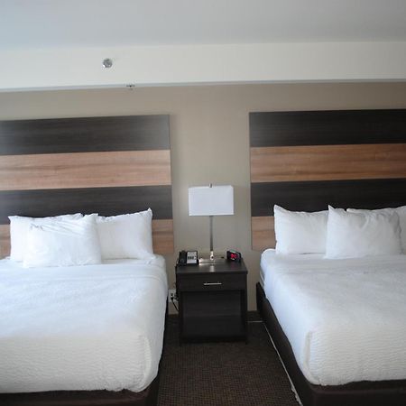 Days Inn & Suites By Wyndham Lindsay Buitenkant foto