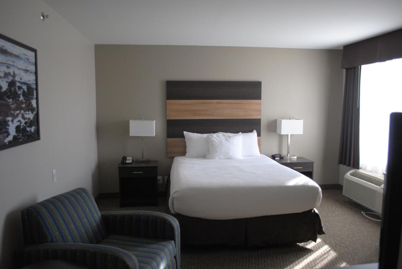 Days Inn & Suites By Wyndham Lindsay Buitenkant foto