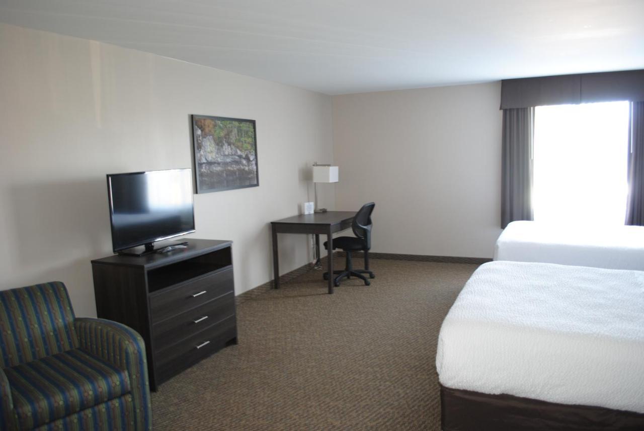 Days Inn & Suites By Wyndham Lindsay Buitenkant foto