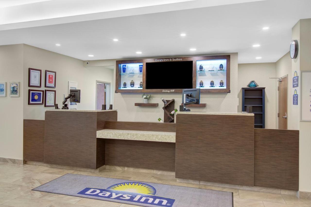 Days Inn & Suites By Wyndham Lindsay Buitenkant foto
