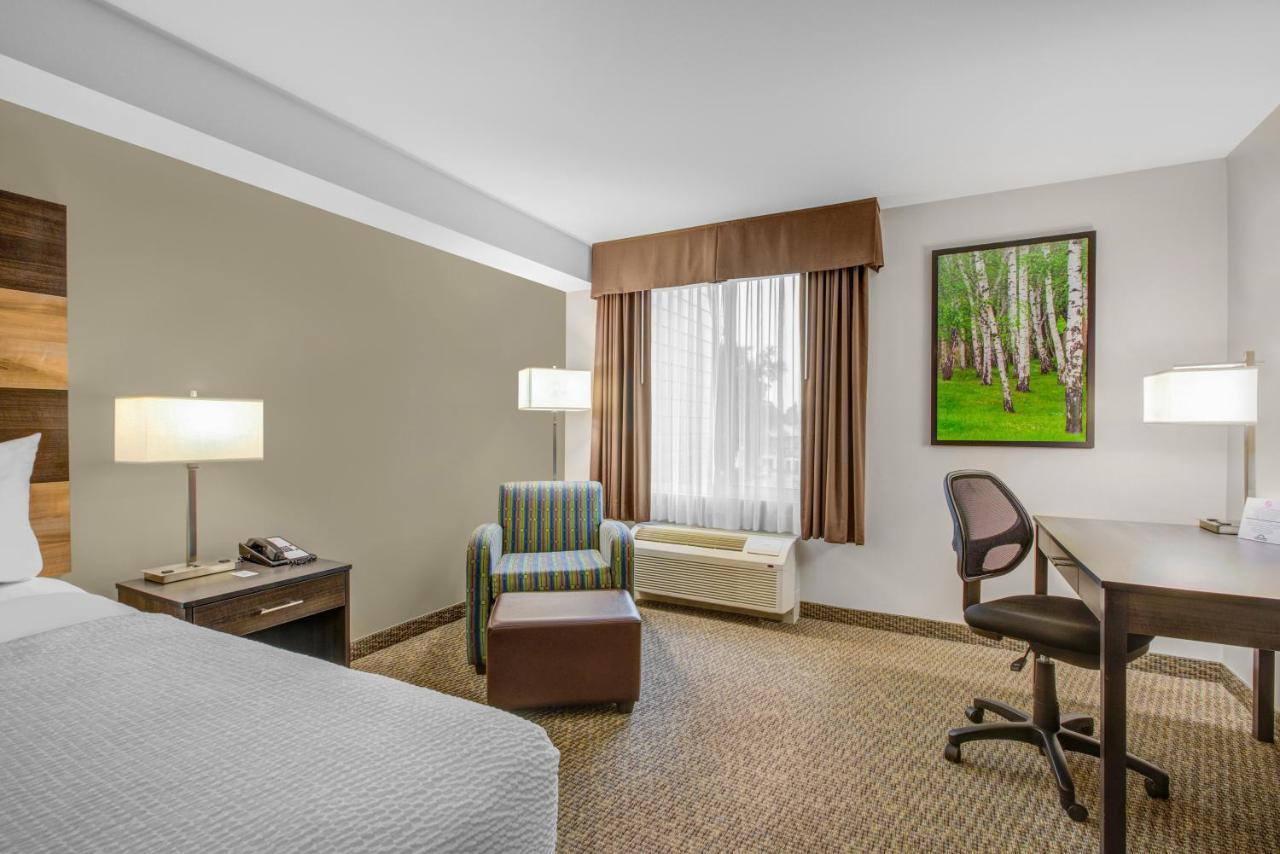Days Inn & Suites By Wyndham Lindsay Buitenkant foto