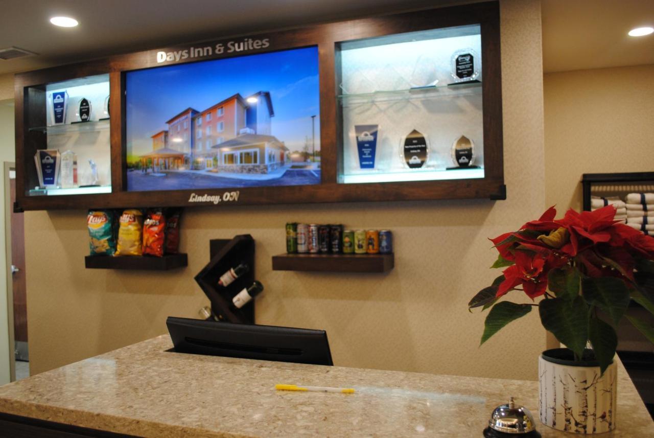 Days Inn & Suites By Wyndham Lindsay Buitenkant foto